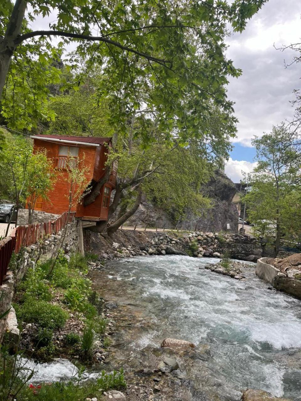 Kapuzbasi Selalesi Bastuerk Dinlenme Tesisleri Buyukcakir Exterior foto